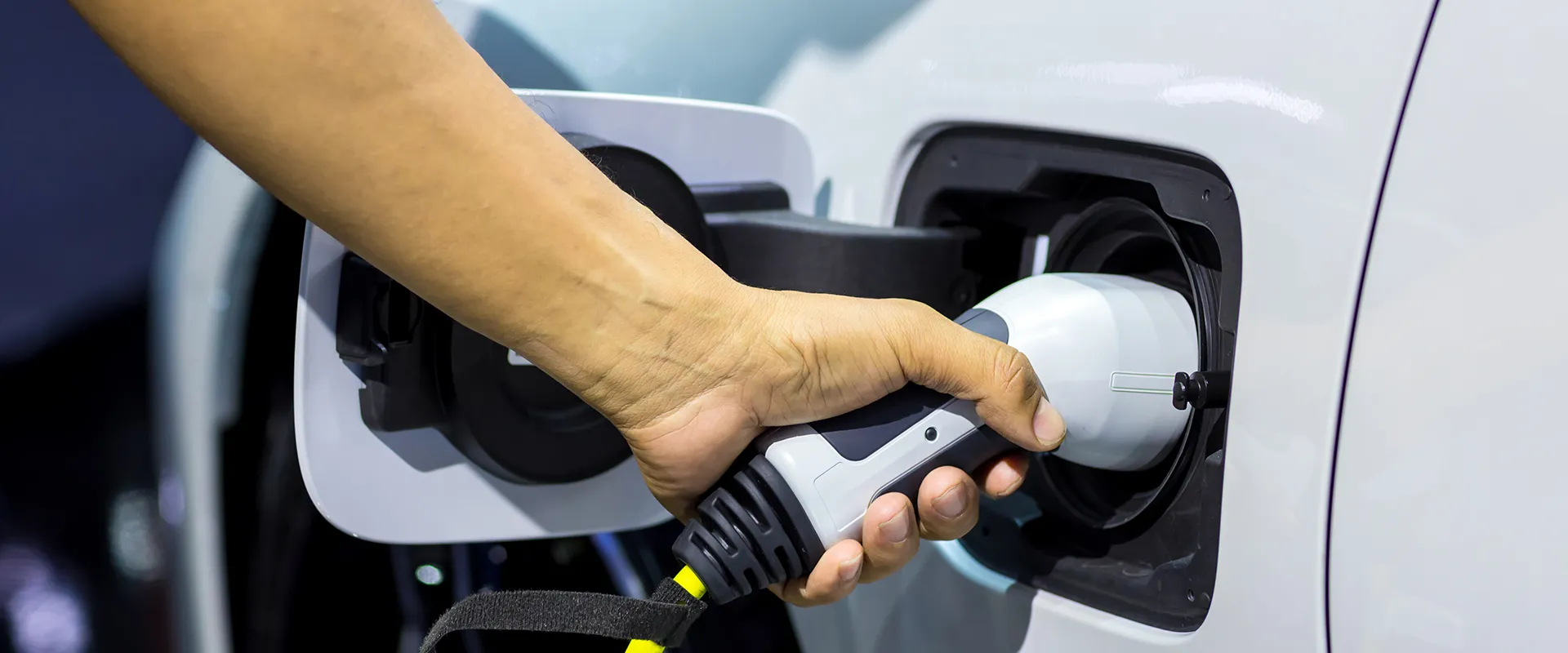 Hybrid & EV Repair in Apple Valley, MN